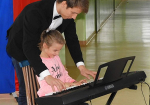 Nauka gry na instrumencie.