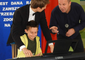 Nauka gry na instrumencie.