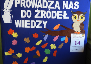 Dekoracja z okazji Dnia Edukacji Narodowej.