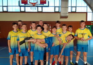 Reprezentacja chłopców w zawodach sportowych