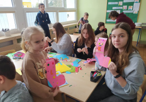 Wspólne ozdabiania skarpet.