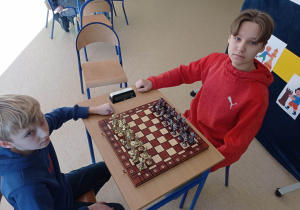 Rozgrywki szachowe.