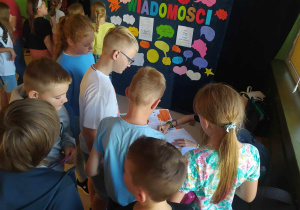 Wielu uczniów obdarowało kolegów dobrym słowem.