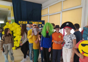 Wesołe zdjęcia z fotobudki.