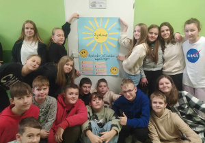 Klasa 6b na godzinie wychowawczej stworzyła Kodeks Człowieka Życzliwego.