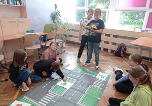 Nauka programowania z robota.