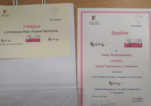 Dyplomy uczennicy