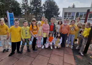 Festiwal Kolorów - żółty.
