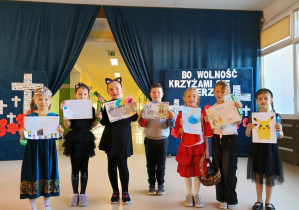 Dzieci z klas pierwszych.