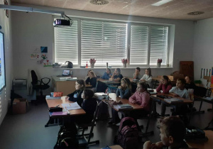 Lekcja online w klasie drugiej.