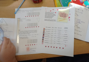 Zabawa w biuro śledcze.