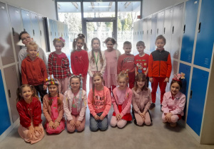 Festiwal Kolorów - czerwony.